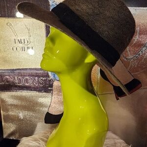 Elegant Gray Wide-Brim Fedora Hat